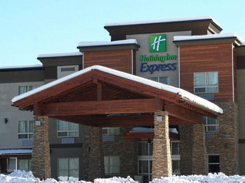Holiday Inn Express Golden-Kicking Horse By Ihg מראה חיצוני תמונה